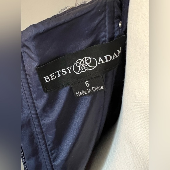 Betsy & Adam evening gown - Picture 2 of 7